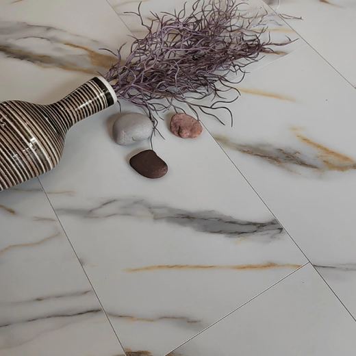 DC833-mramor-belozolotoi-1